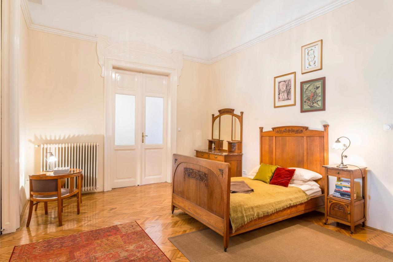 Stunning Spacious Art Nouveau Apart , Grand Piano Apartman Budapest Kültér fotó