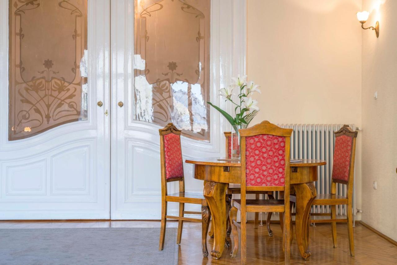 Stunning Spacious Art Nouveau Apart , Grand Piano Apartman Budapest Kültér fotó